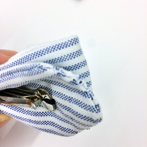 Vanities Skull Stripe Bow Tie and Lapel Button Pin - Picture 7 of 7